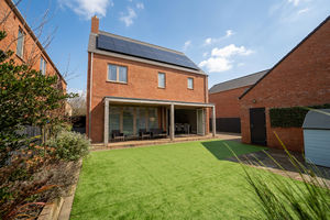 Photo 16- click for photo gallery